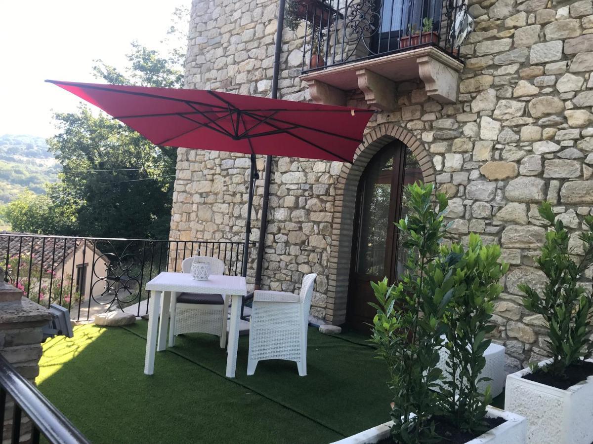 Hotel Lo Smeraldo Roccavivara 外观 照片